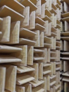 Tiga faktor utama yang dapat digunakan untuk mengatur karakteristik pemantulan